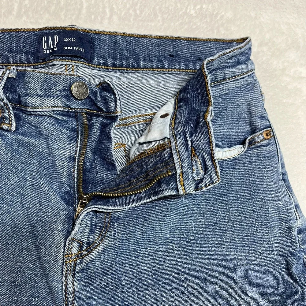 GAP slim taper