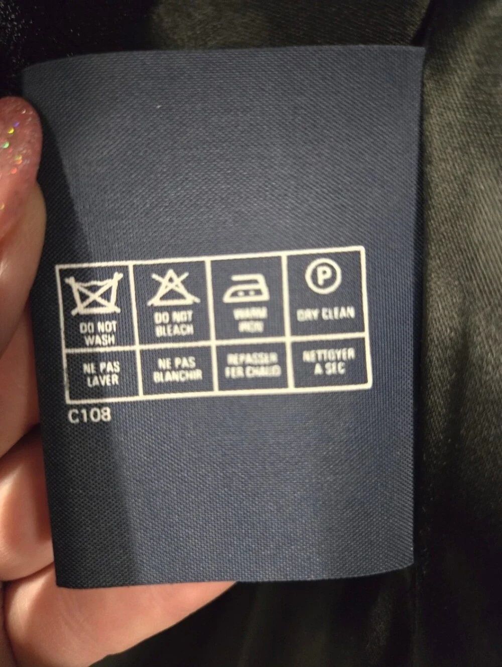 Burberry very pocket