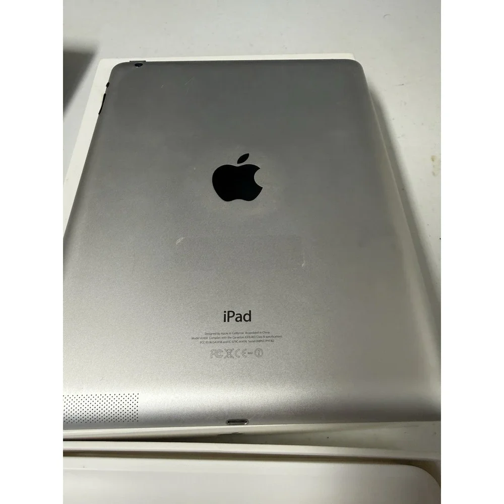 Apple iPad 4th Gen 9.7