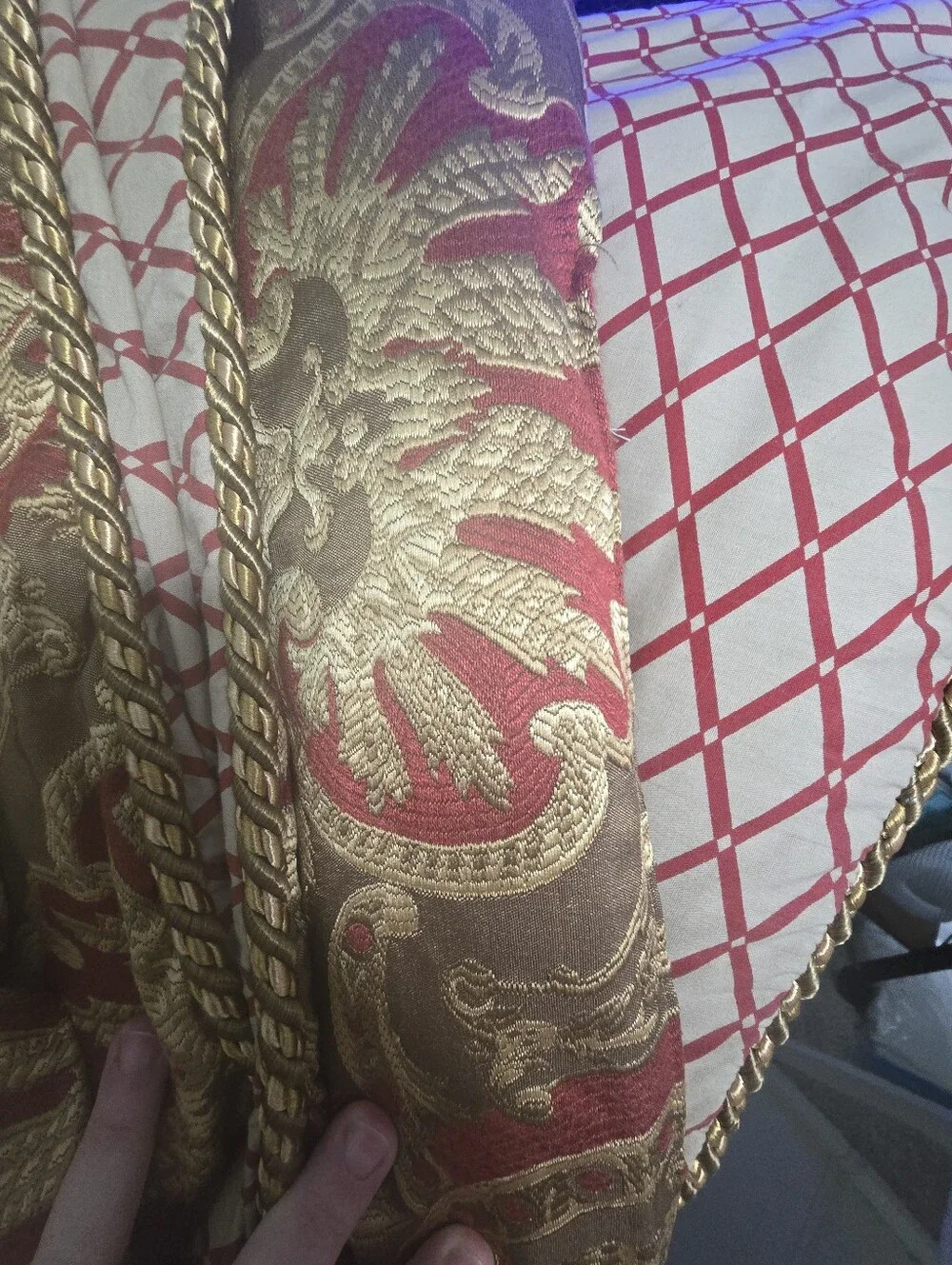 Austin Horn elegant jacquard