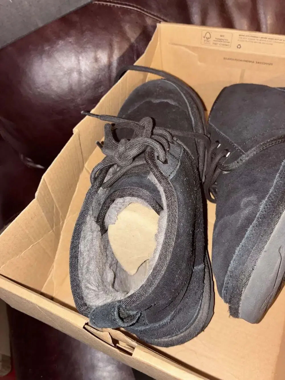 UGG neumel comes visible