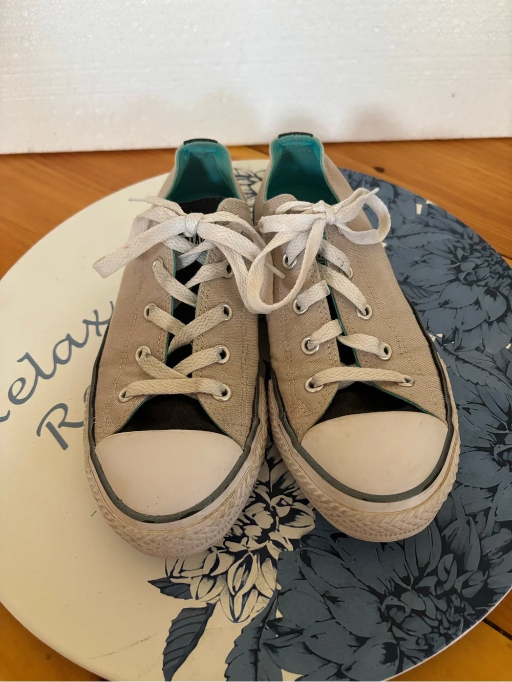 Converse cute low
