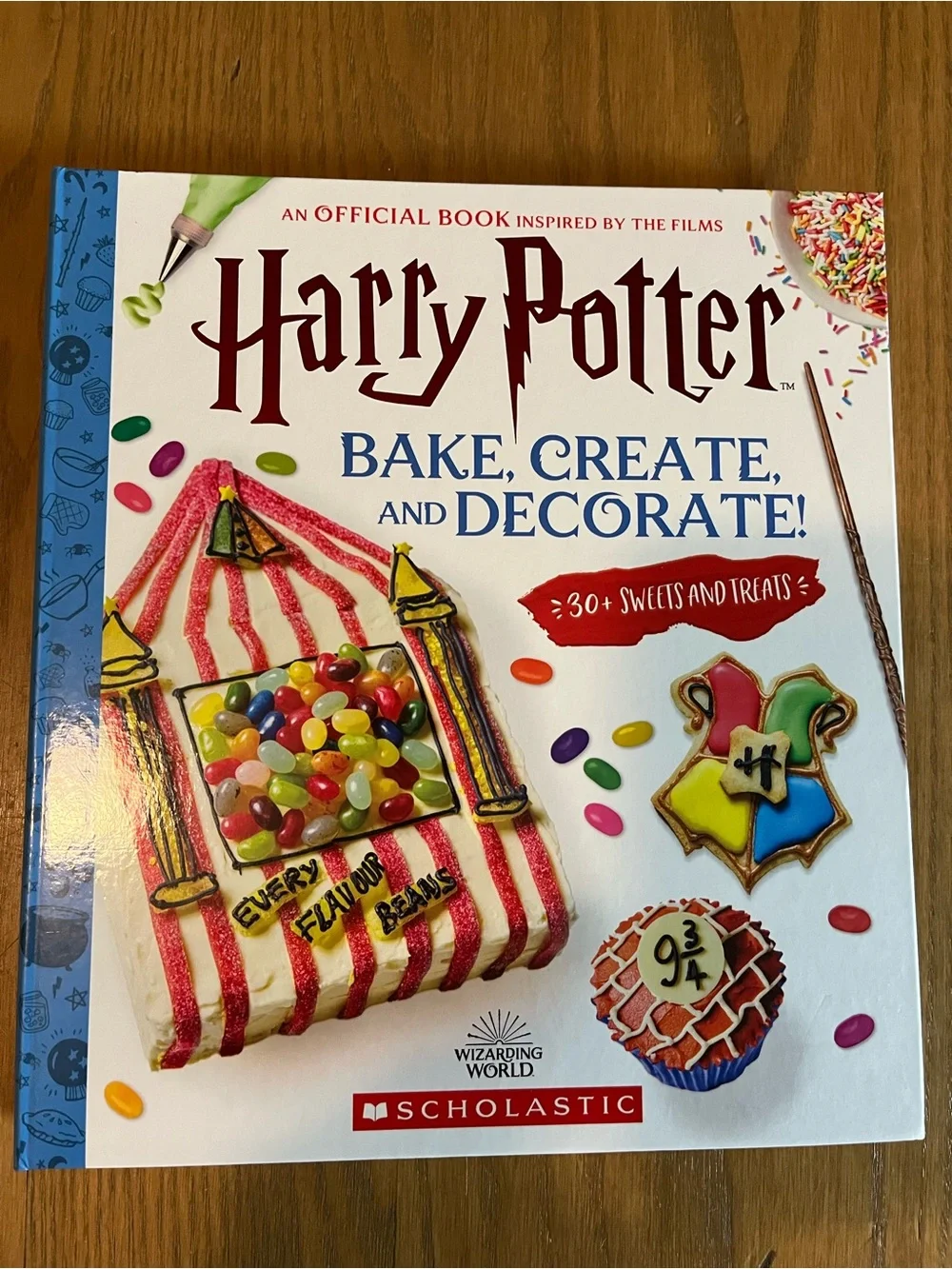 Scholastic Harry Potter Bake, Create, and Decorate! - White Cover-Brand New