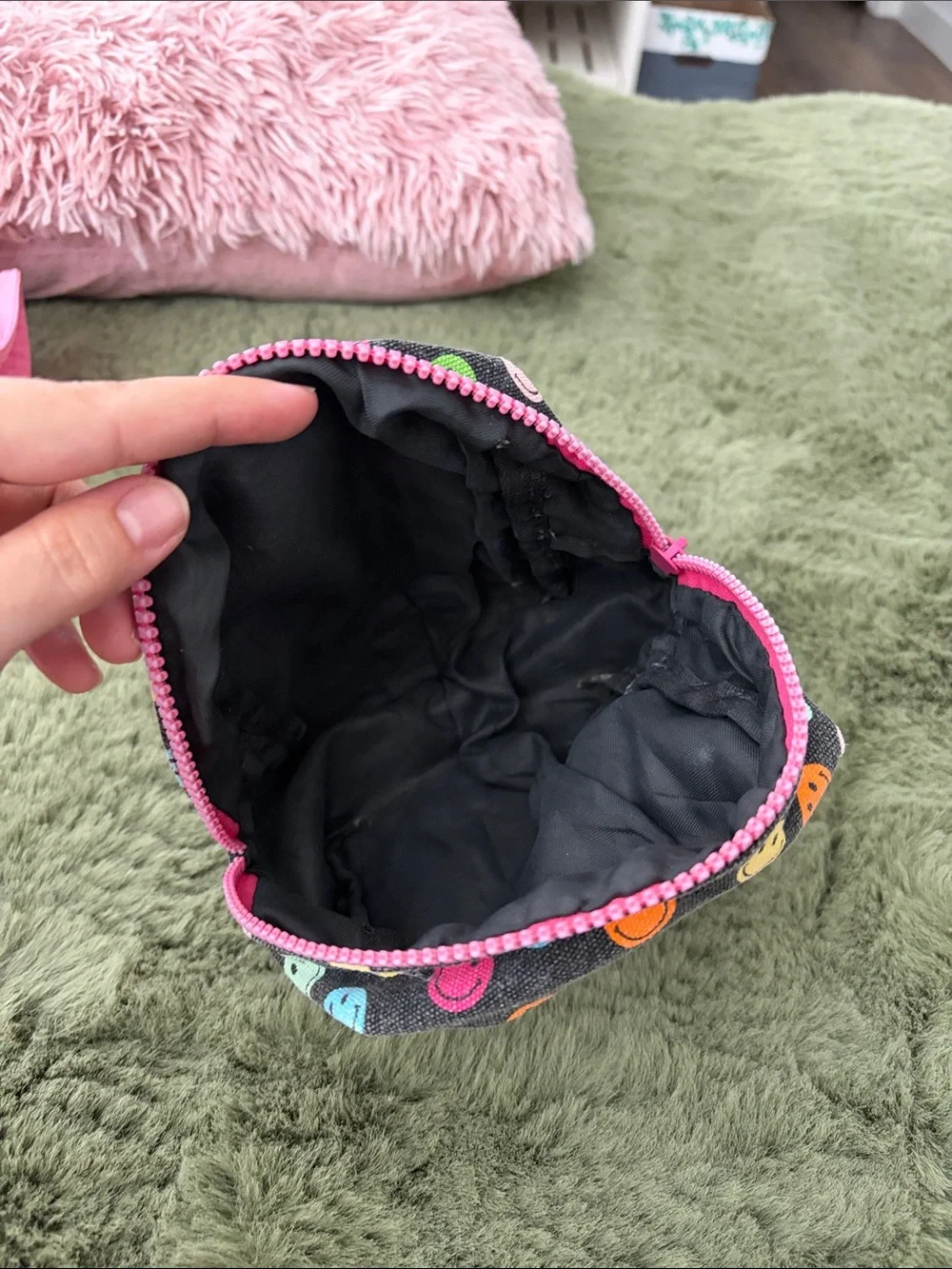 Smiley Face Round Zipper Pouch - Multi-Color