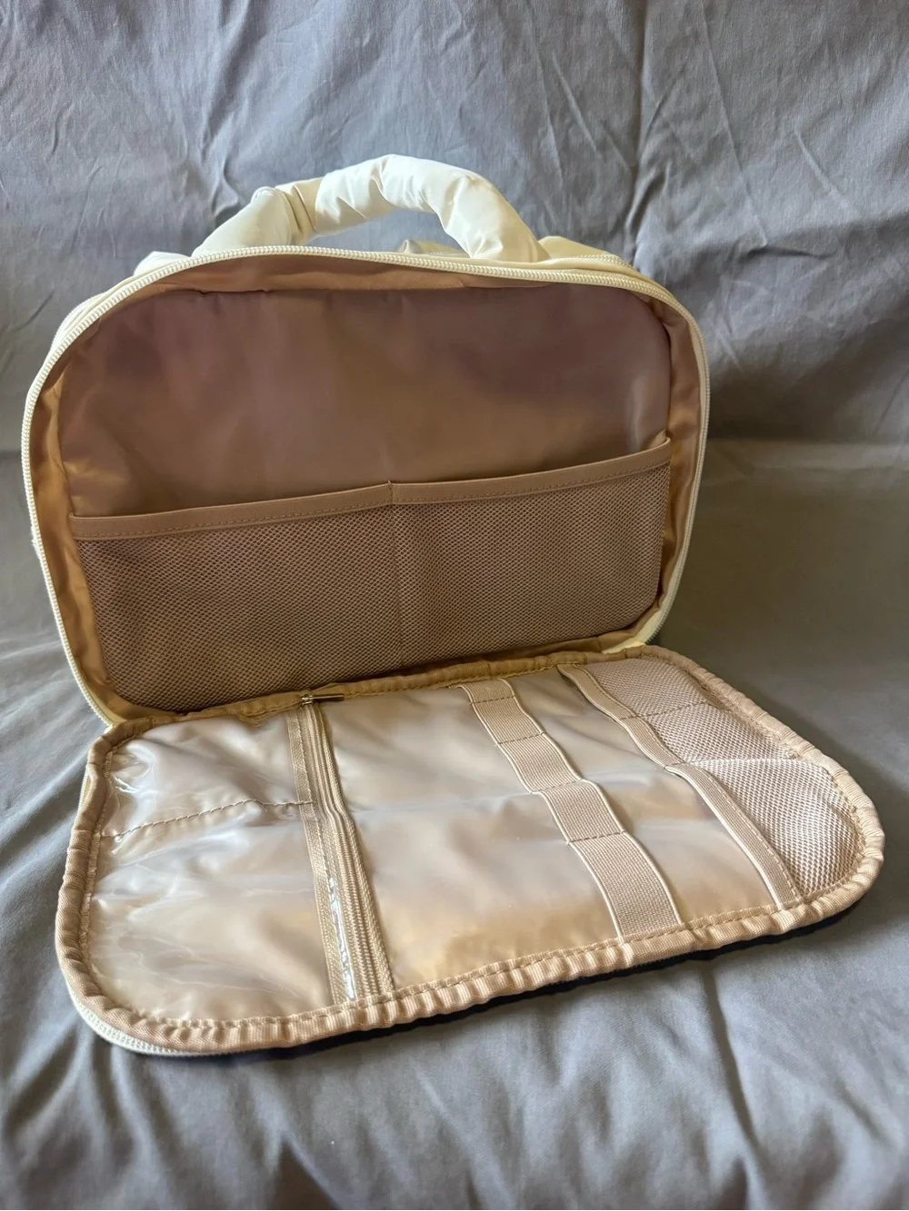 Bagsmart spacious middle new