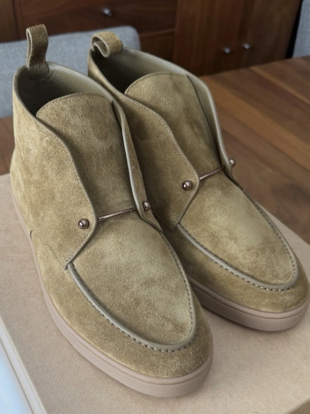 NIB Christian Louboutin Chambeliss sz 43/10 Desert Flat Suede Boots Bronzo NEW