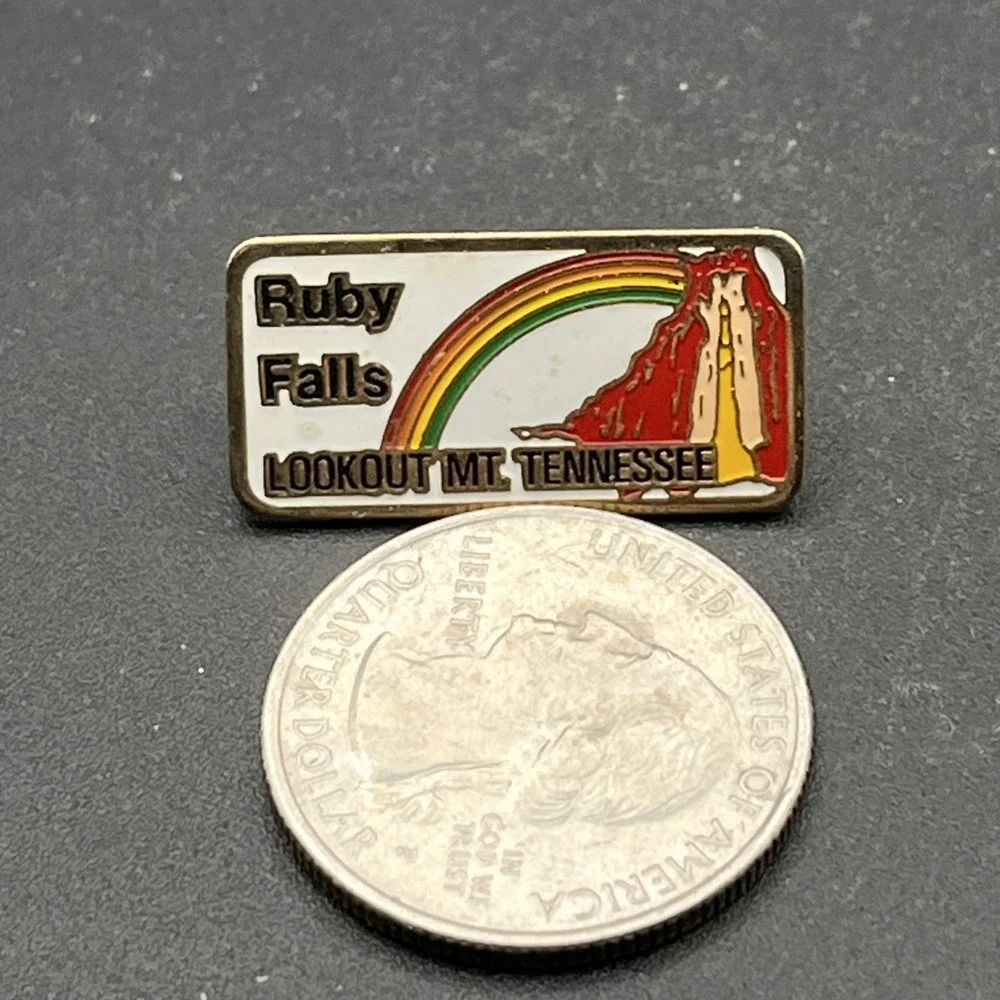 Ruby Falls Lookout Mountain Tennessee United States Of America Lapel Hat Pin‎