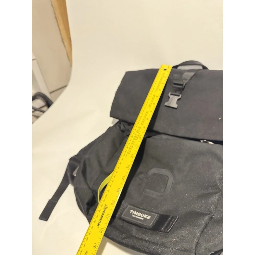 Timbuk2 good shape