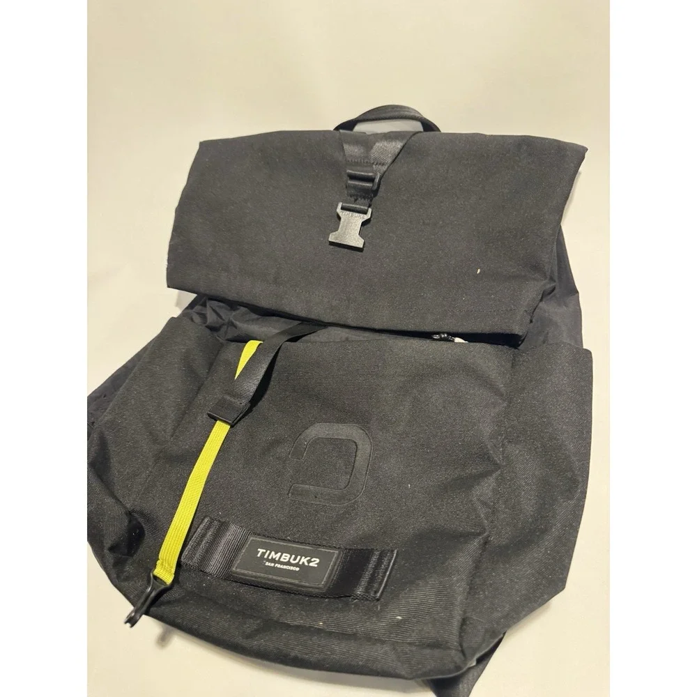Timbuk2 good shape