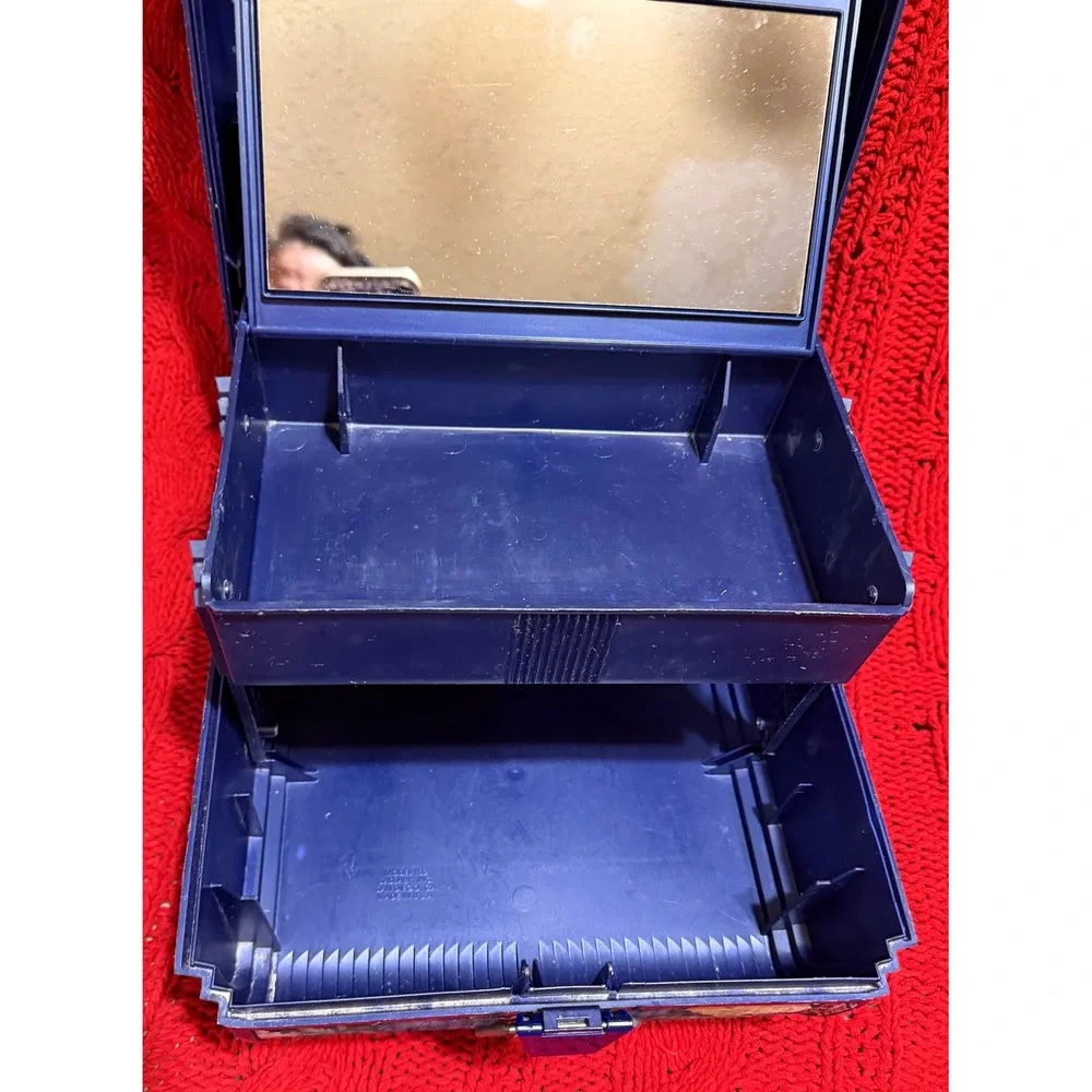 Vintage compartment light