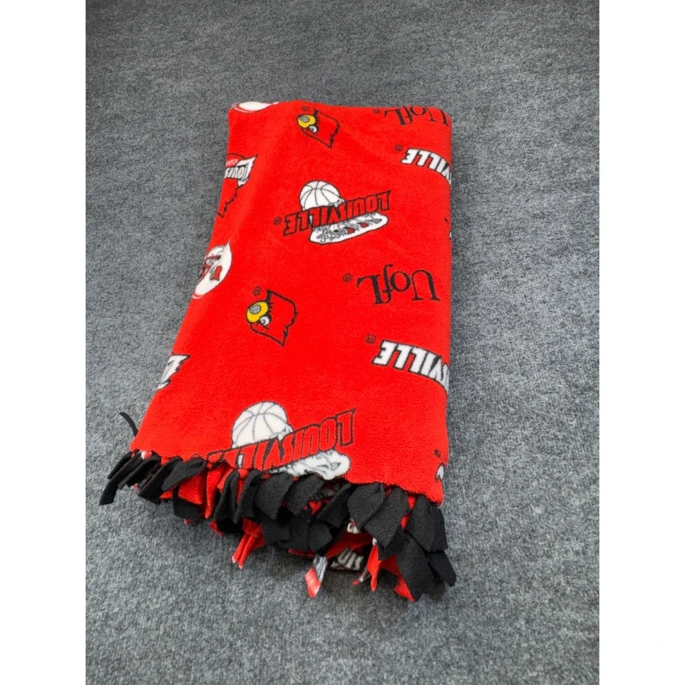 Louisville Cardinals louisville cardinals