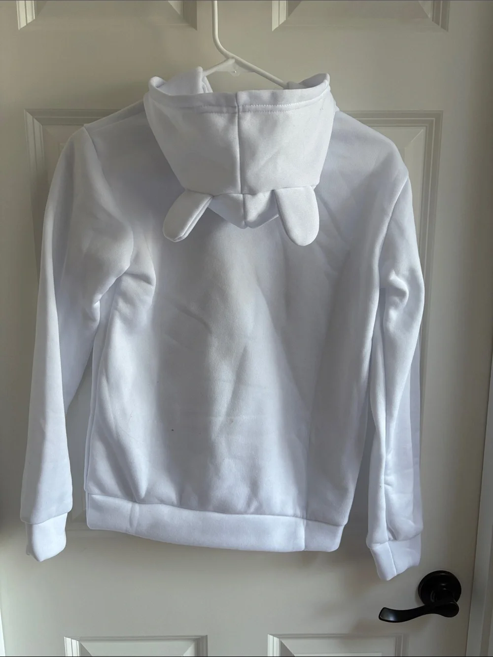 N/A cozy white