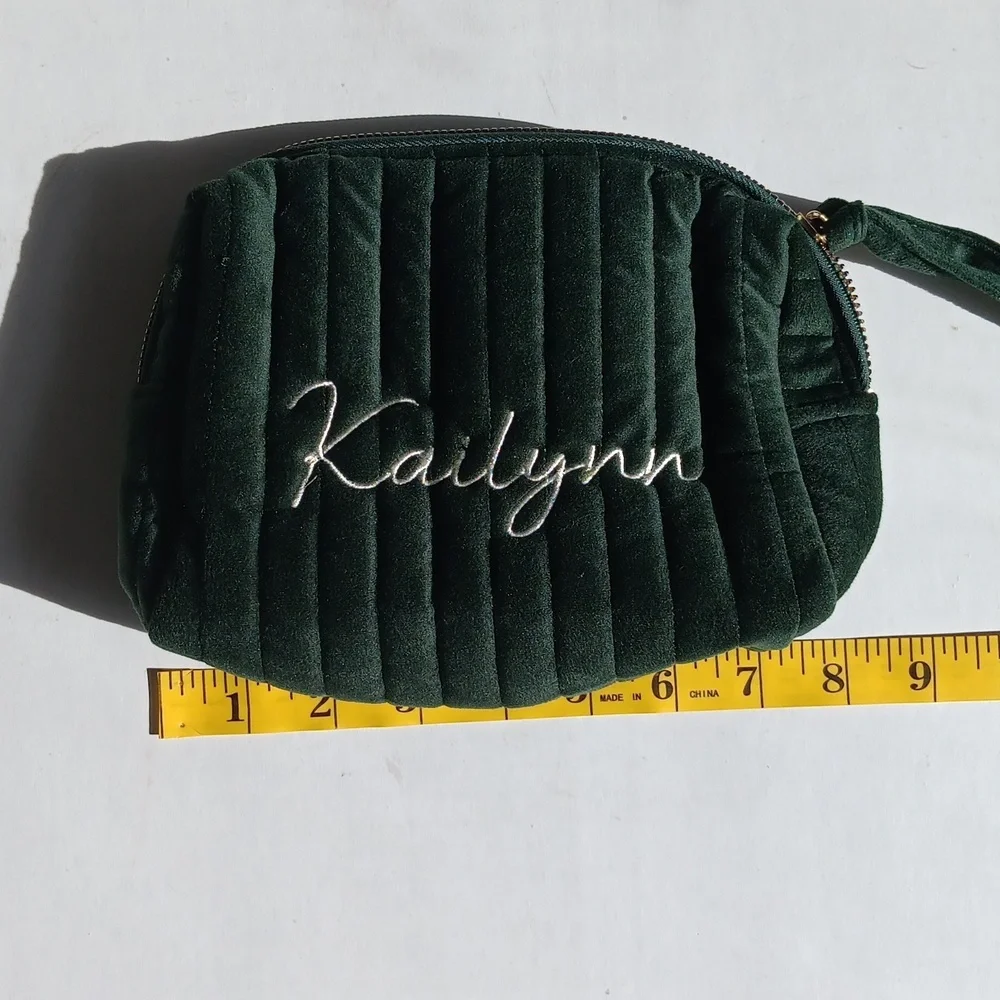 N/A nwot vanity detail