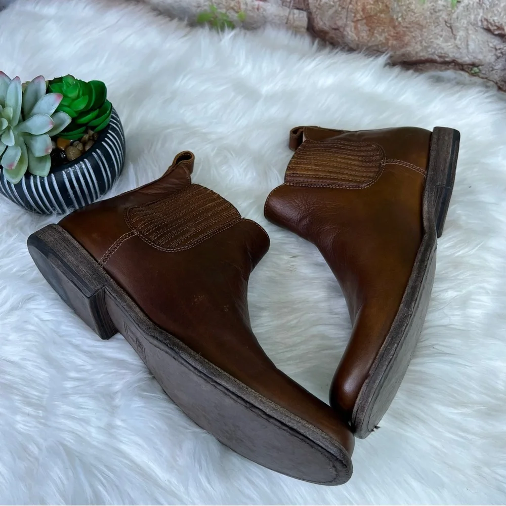 FRYE Classic Men's Brown Leather Phillips Heritage Chelsea Ankle Boots, 8D