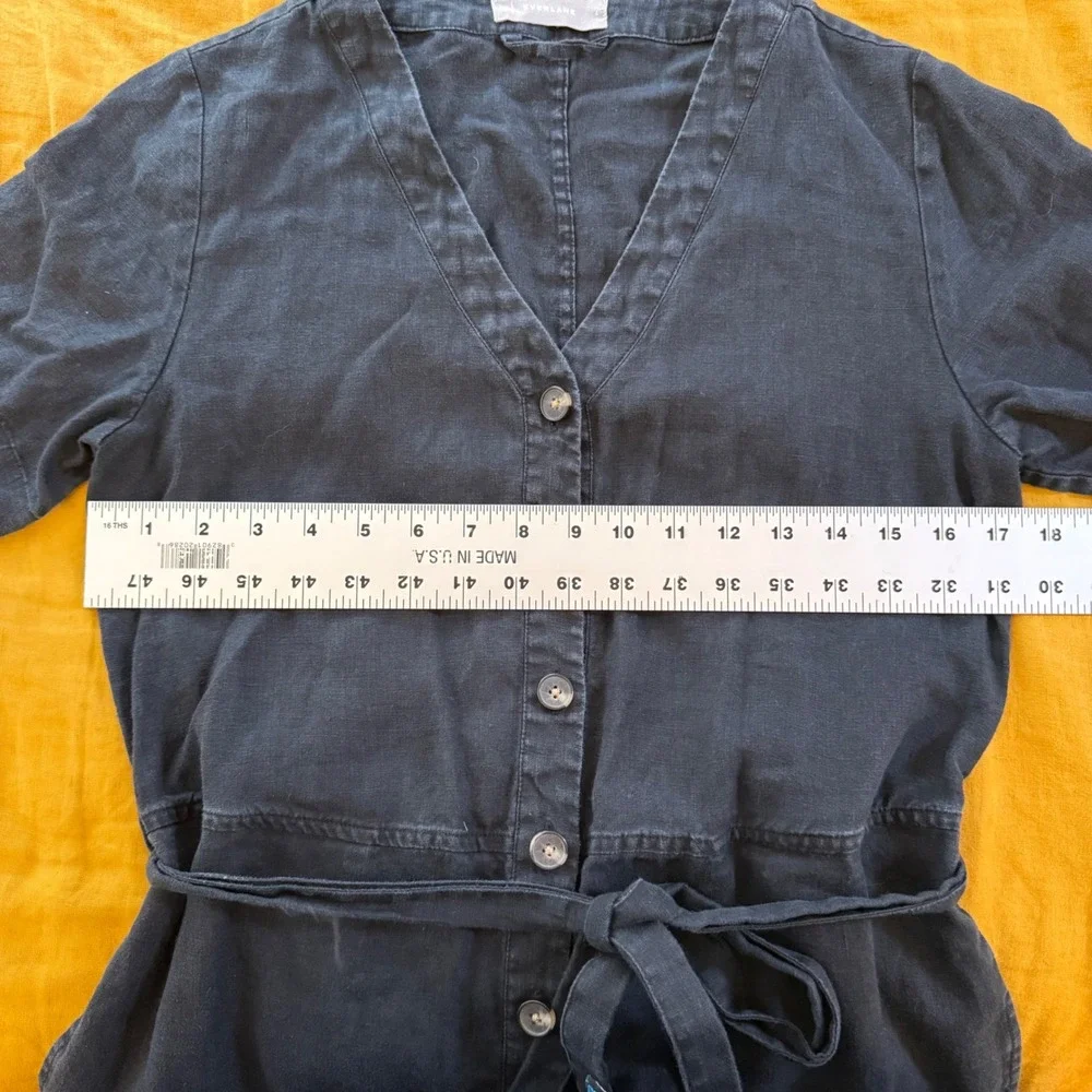Everlane short sleeve