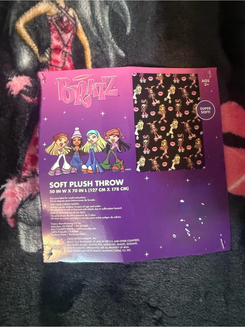 Bratz Black & Pink Plush Throw Blanket - Soft Home Bedding