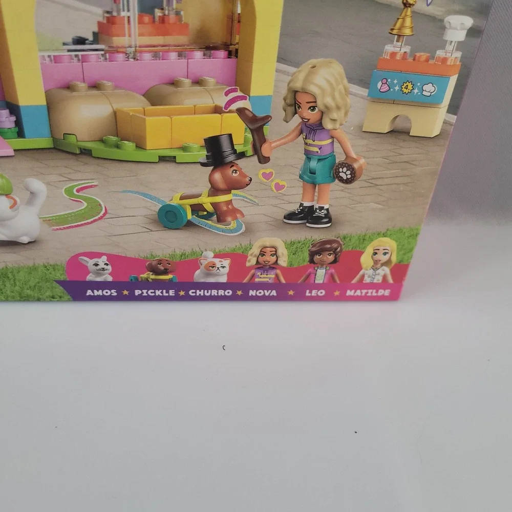 LEGO Friends Pet Accessories Shop 42650 Building‎ Toy Set 375 pcs New in Box