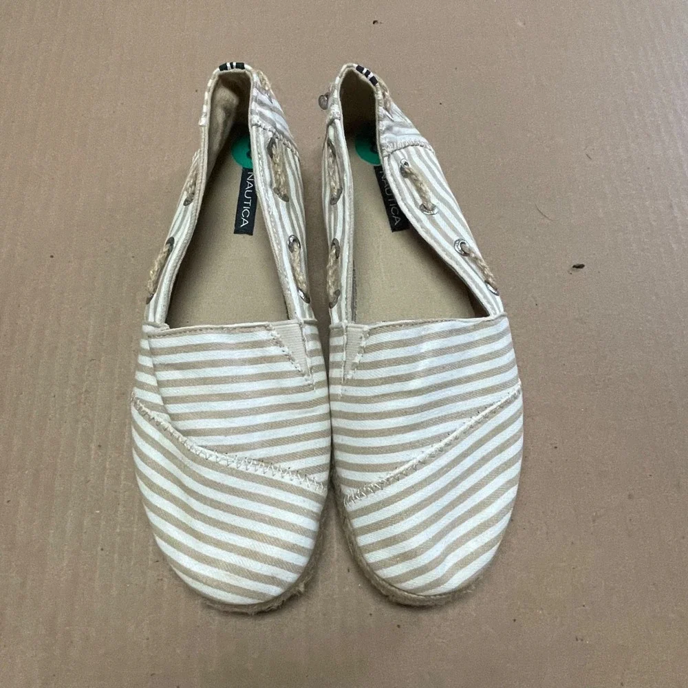 Nautica women rudder