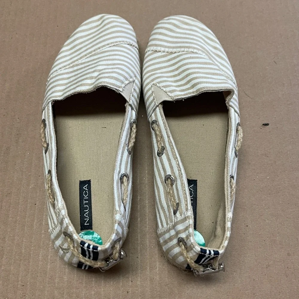 Nautica women rudder