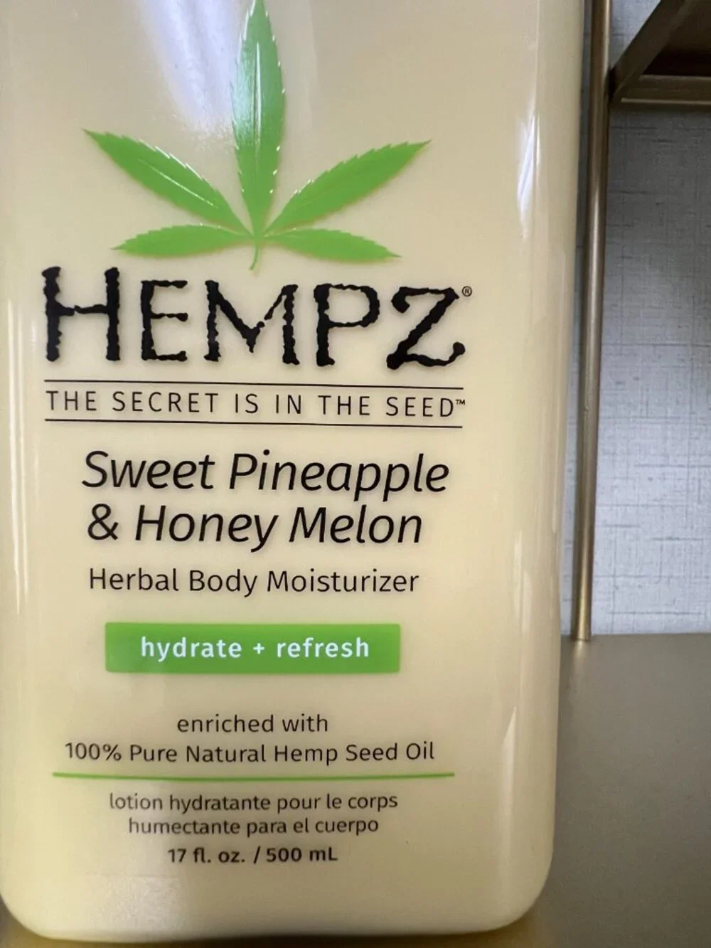 Hempz Sweet Pineapple & Honey Melon Hydrating Body Lotion 17 fl oz