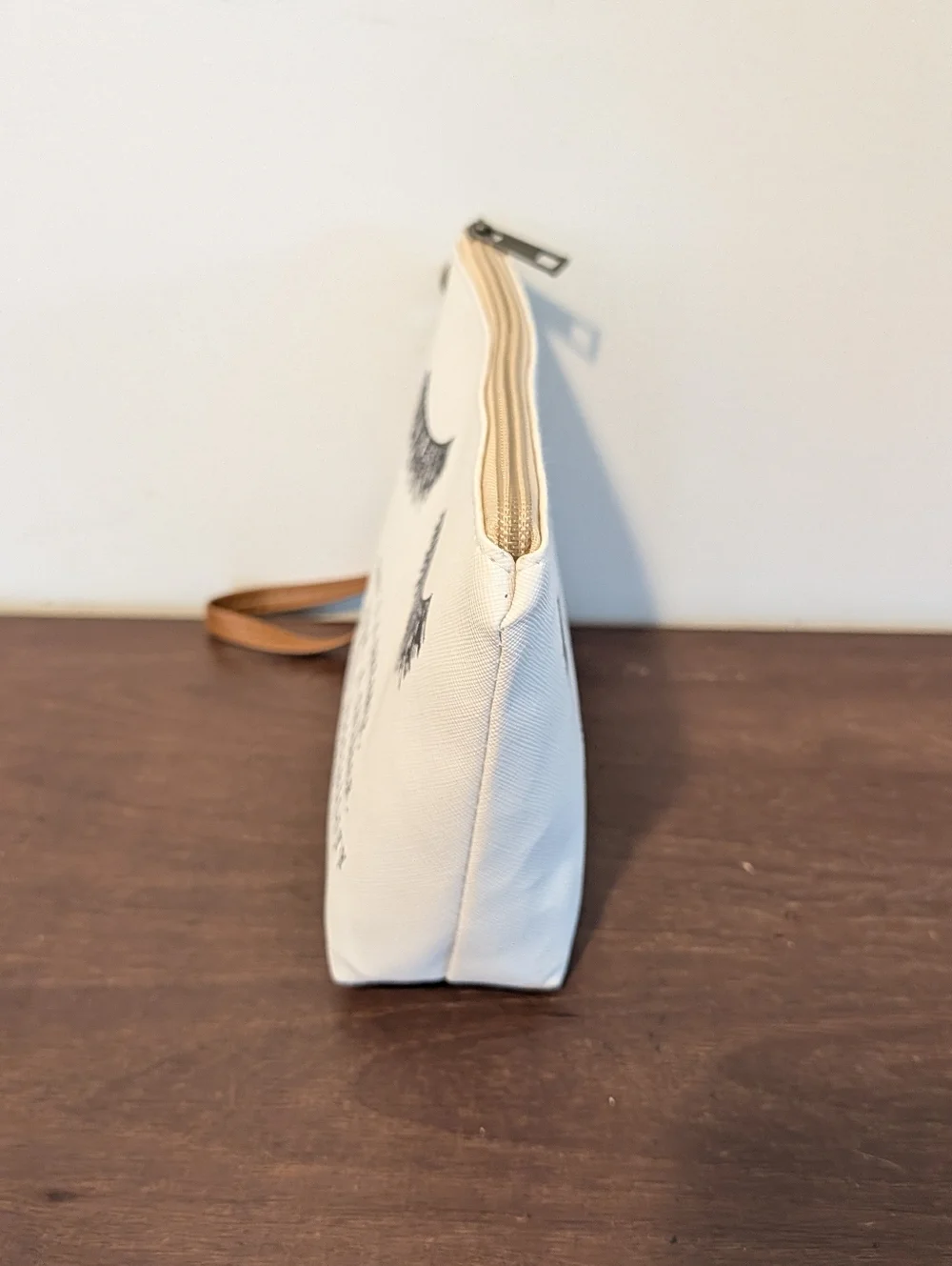 White Canvas Cosmetic Pouch with‎ Eyelash Print