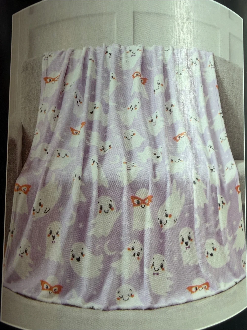 Plush Lightweight Ghost Print Halloween Blanket - Lavender NEW