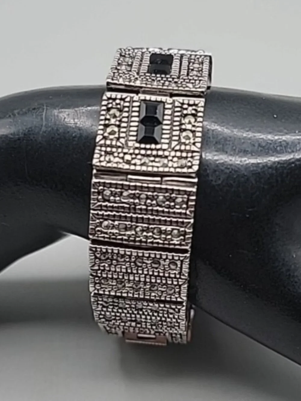 Futura Tank Ladies Quartz Watch 20mm Dial Marcasites Silver Tone 6.5” Band