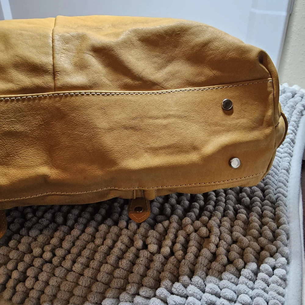 Preloved Mustard Colored Nuovedive Leather Women's Hobo Bag
