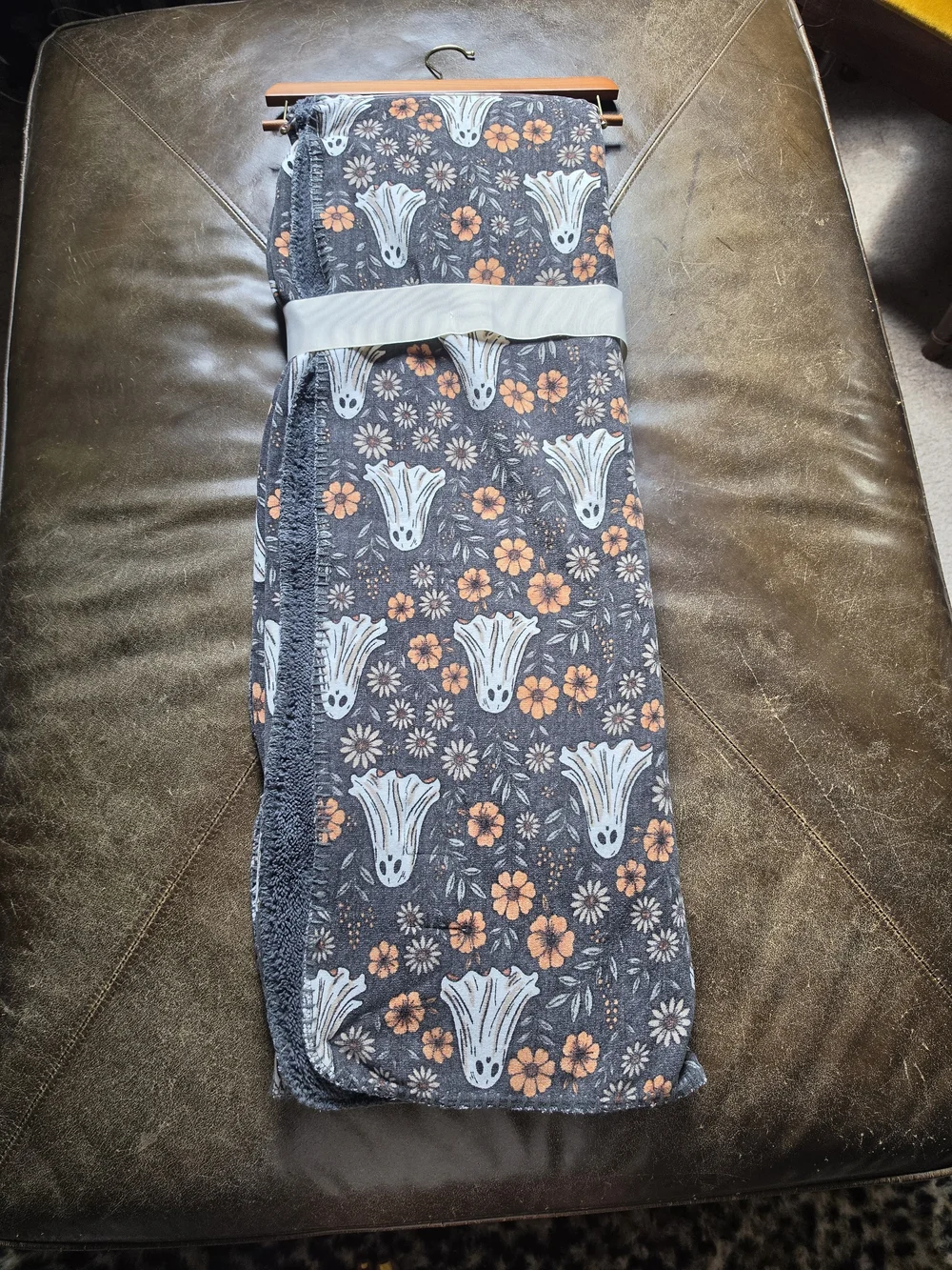 Magaschoni brand new