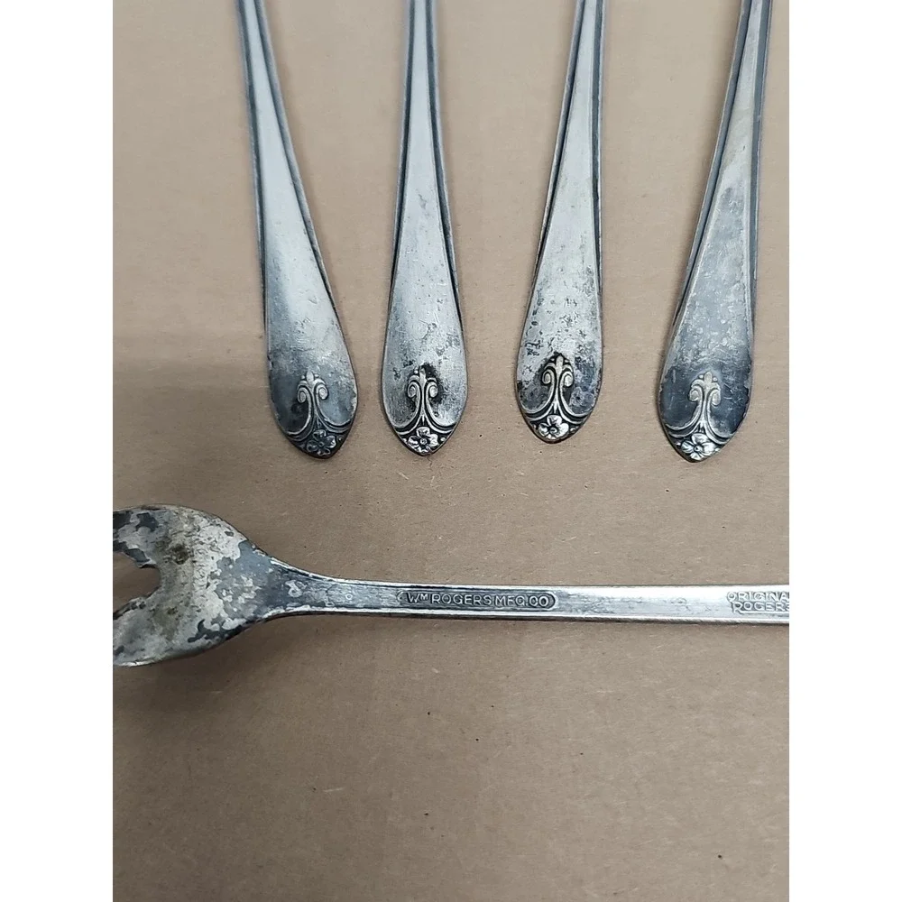 Wm. Rogers Mfg. Co. vintage wm