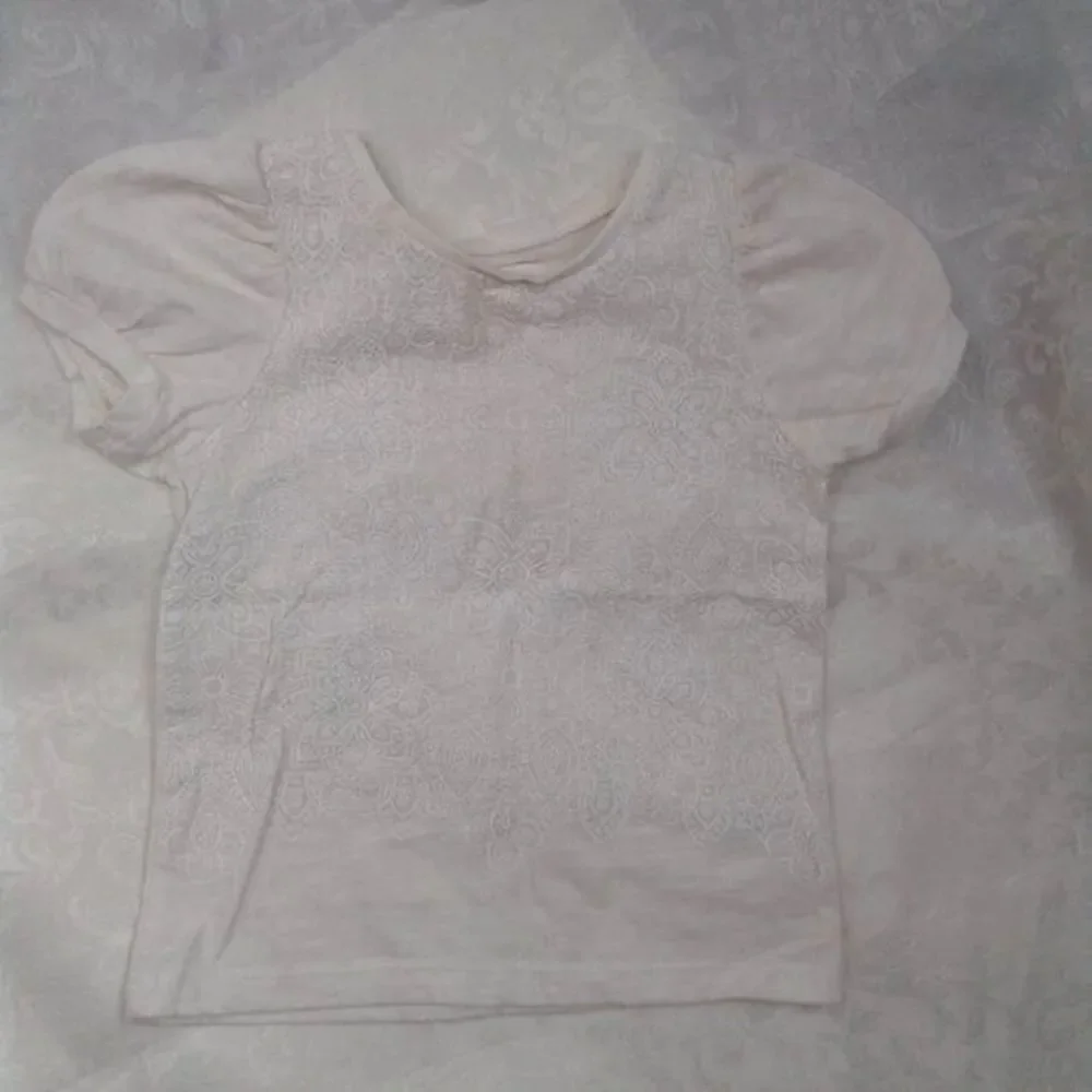 OshKosh Bgosh adorable includes dark