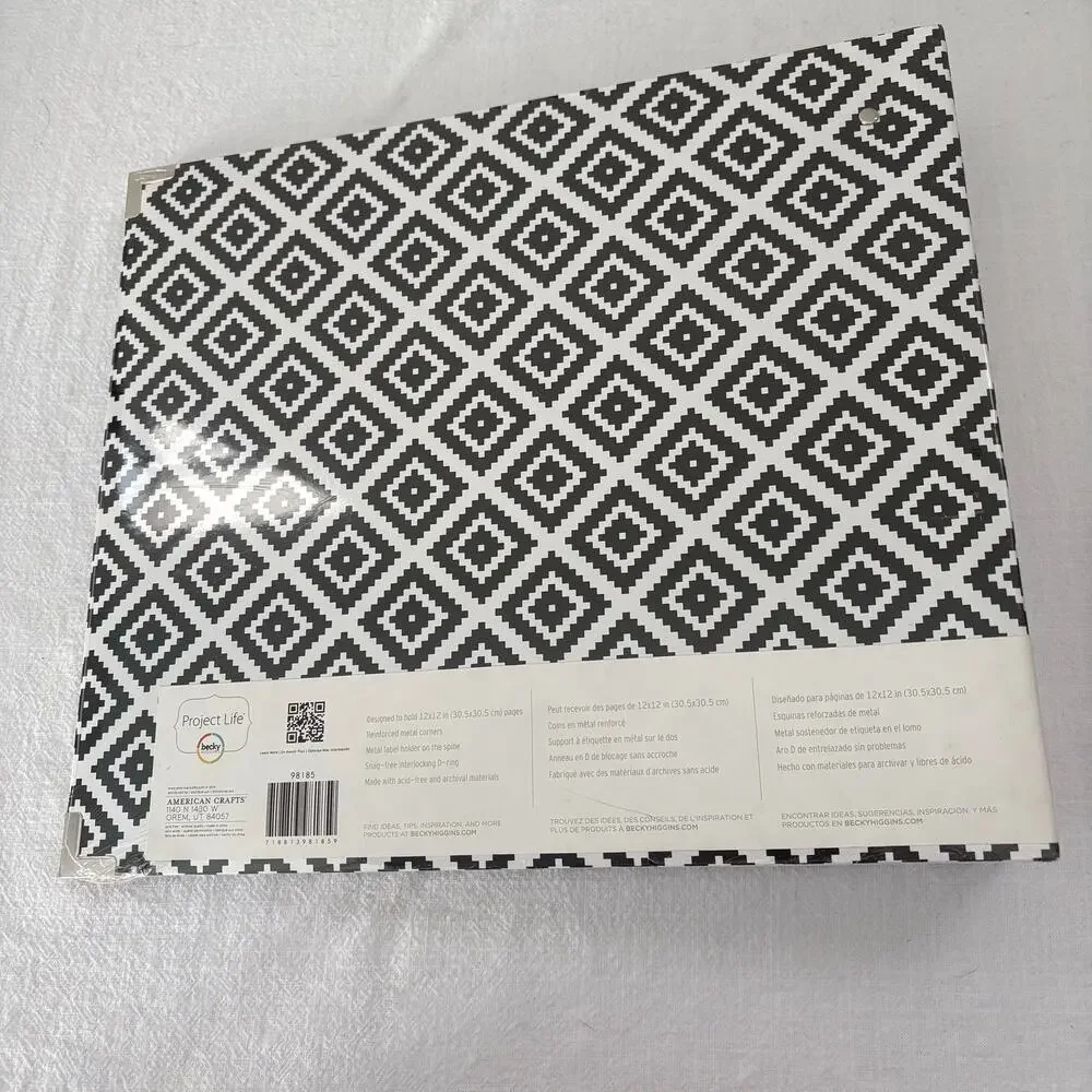 Heidi Swapp bold black