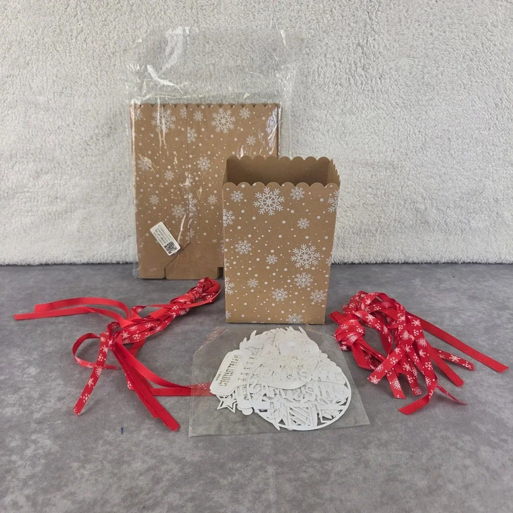 24pc Christmas Kraft Paper Treat Bags Snowflake Gift Bags with Ribbons & Tags