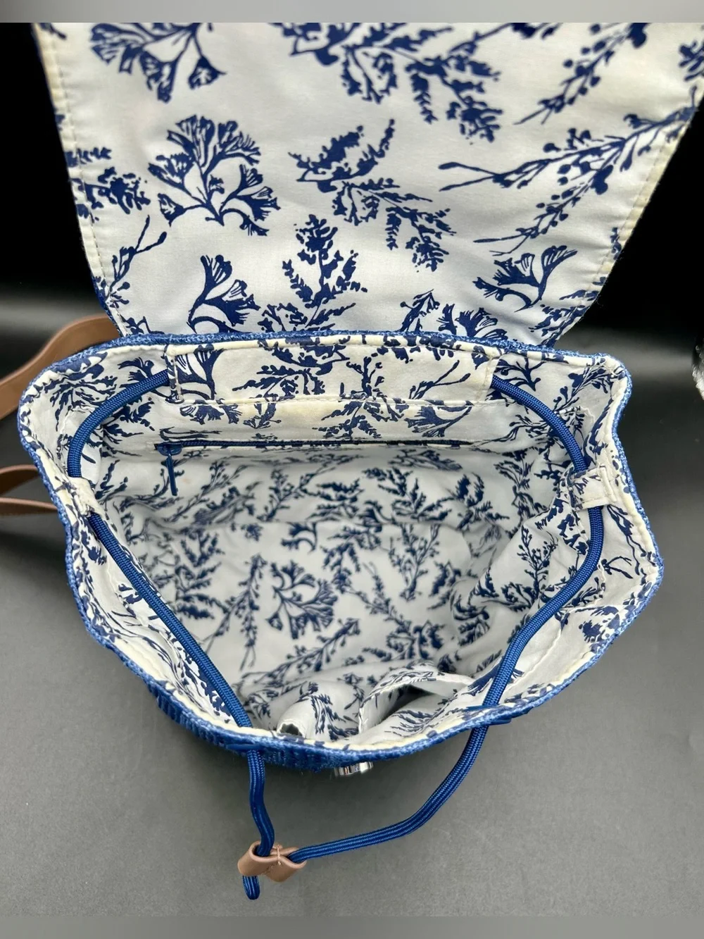 Vera Bradley owned pre