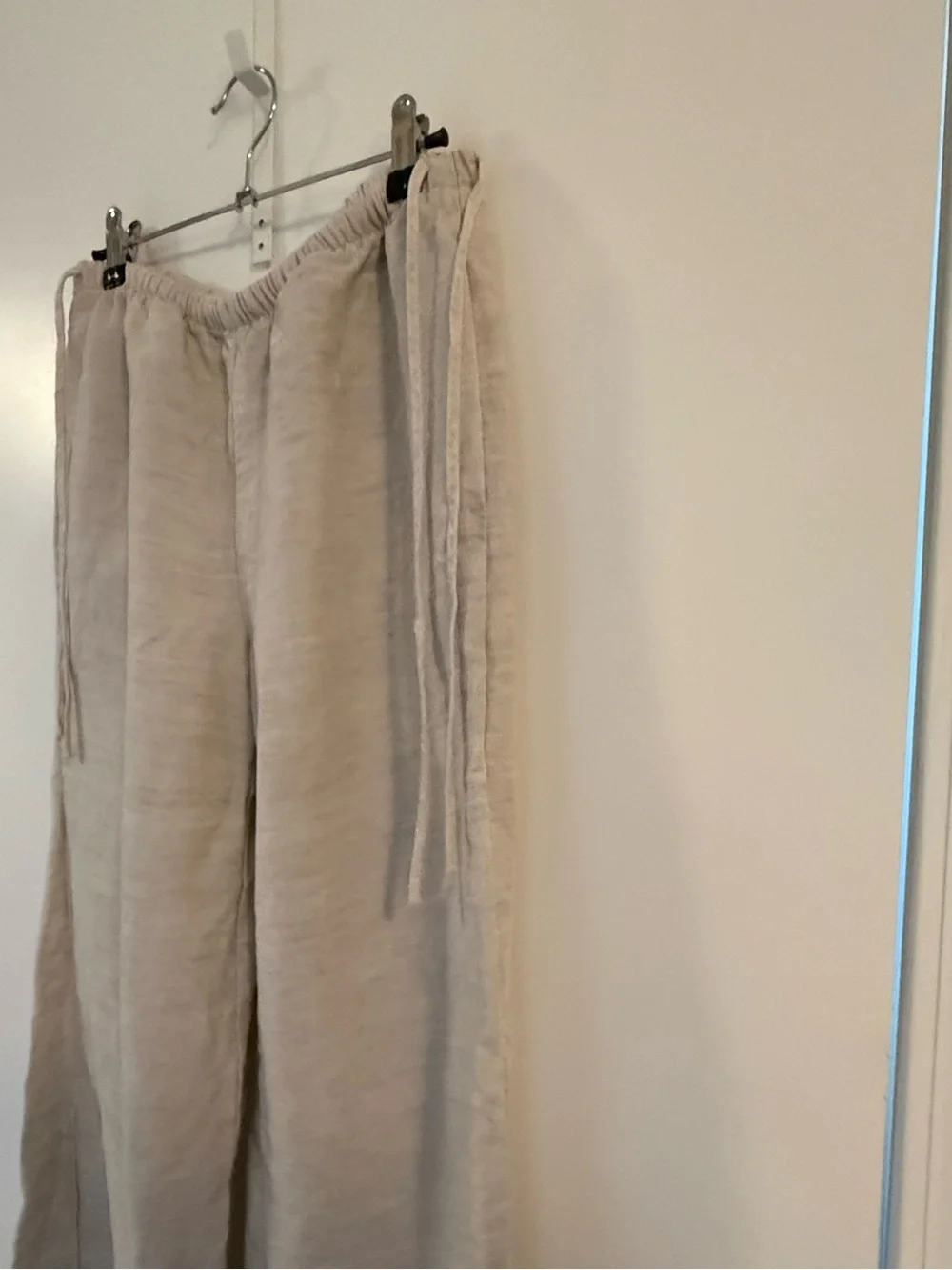 Aritzia lightweight wide