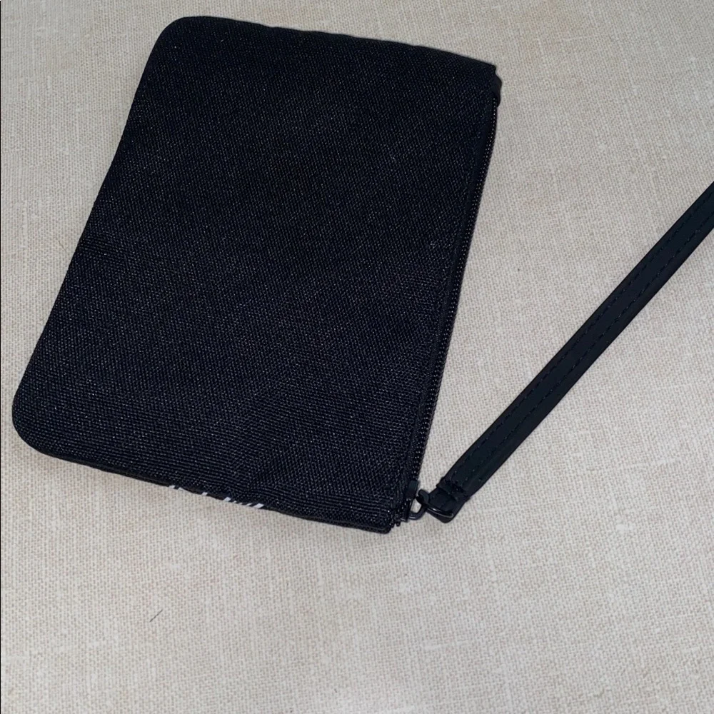 Bobbi Brown Black Cosmetic Makeup Zipper Wristlet‎ Bag