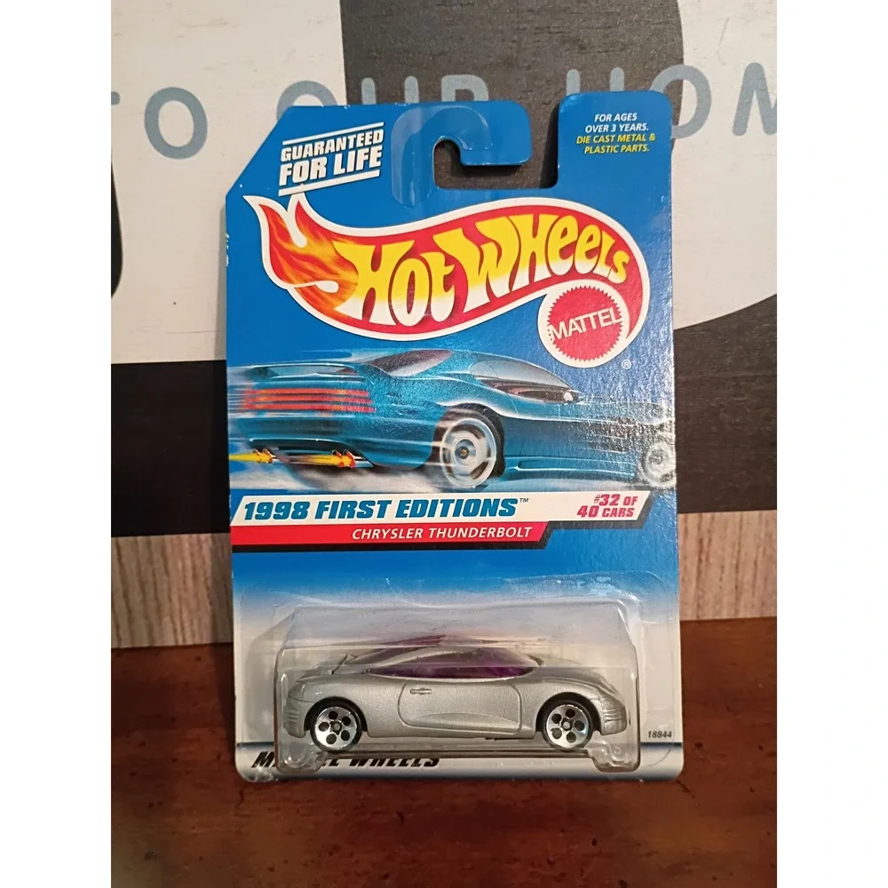 Hot Wheels 1998 First Editions Chrysler Thunderbolt Silver 18844 Collector‎ 671
