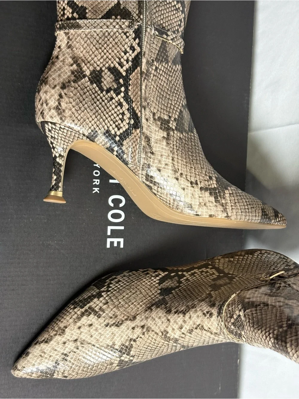 Kenneth Cole kenneth cole