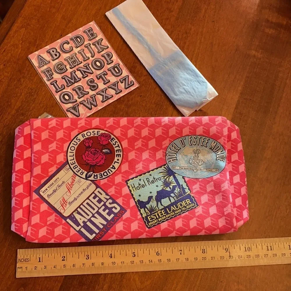 Estee Lauder 2021 Spring Break Cosmetic Bag