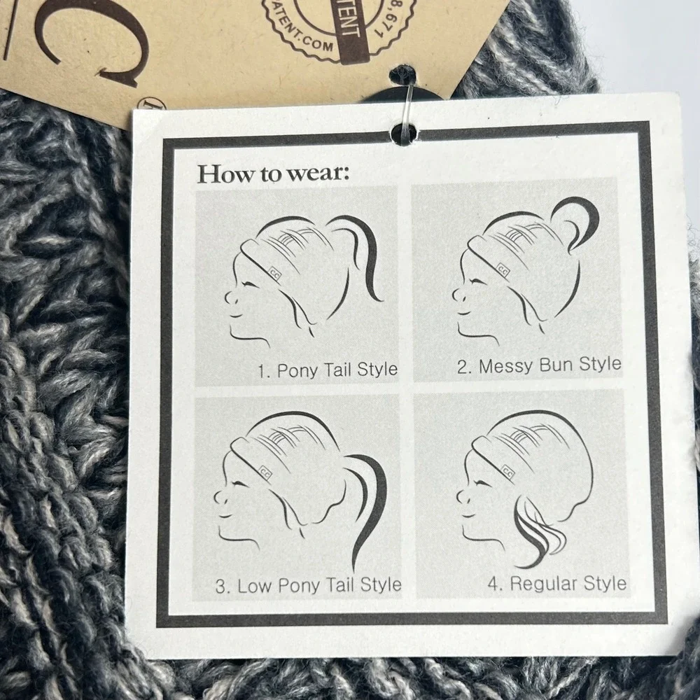 CC‎ Kids Messy Bun Beanie Tail Winter Hat Gray White Knit Ponytail Beanie