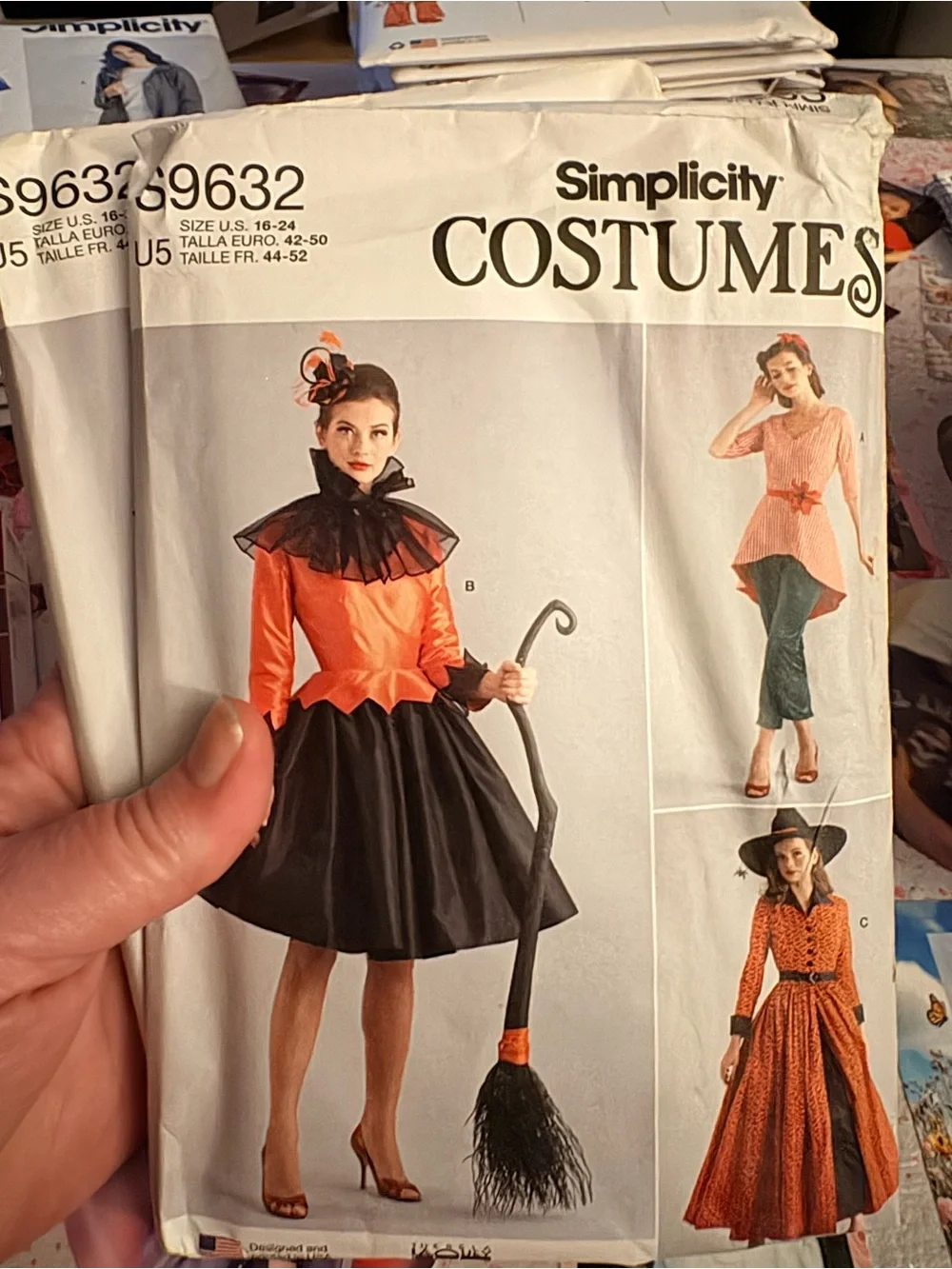 BN UNCUT SIMPLICITY 9632 U5 PLUS SIZE SEWING PATTERNS HALLOWEEN COSTUME