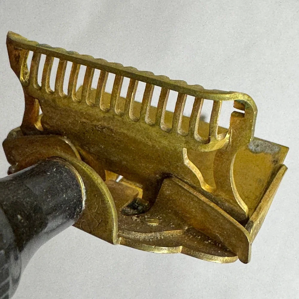 Vintage GEM Junior Single Edge Safety Razor Gold Tone Black Bakelite‎ Handle USA