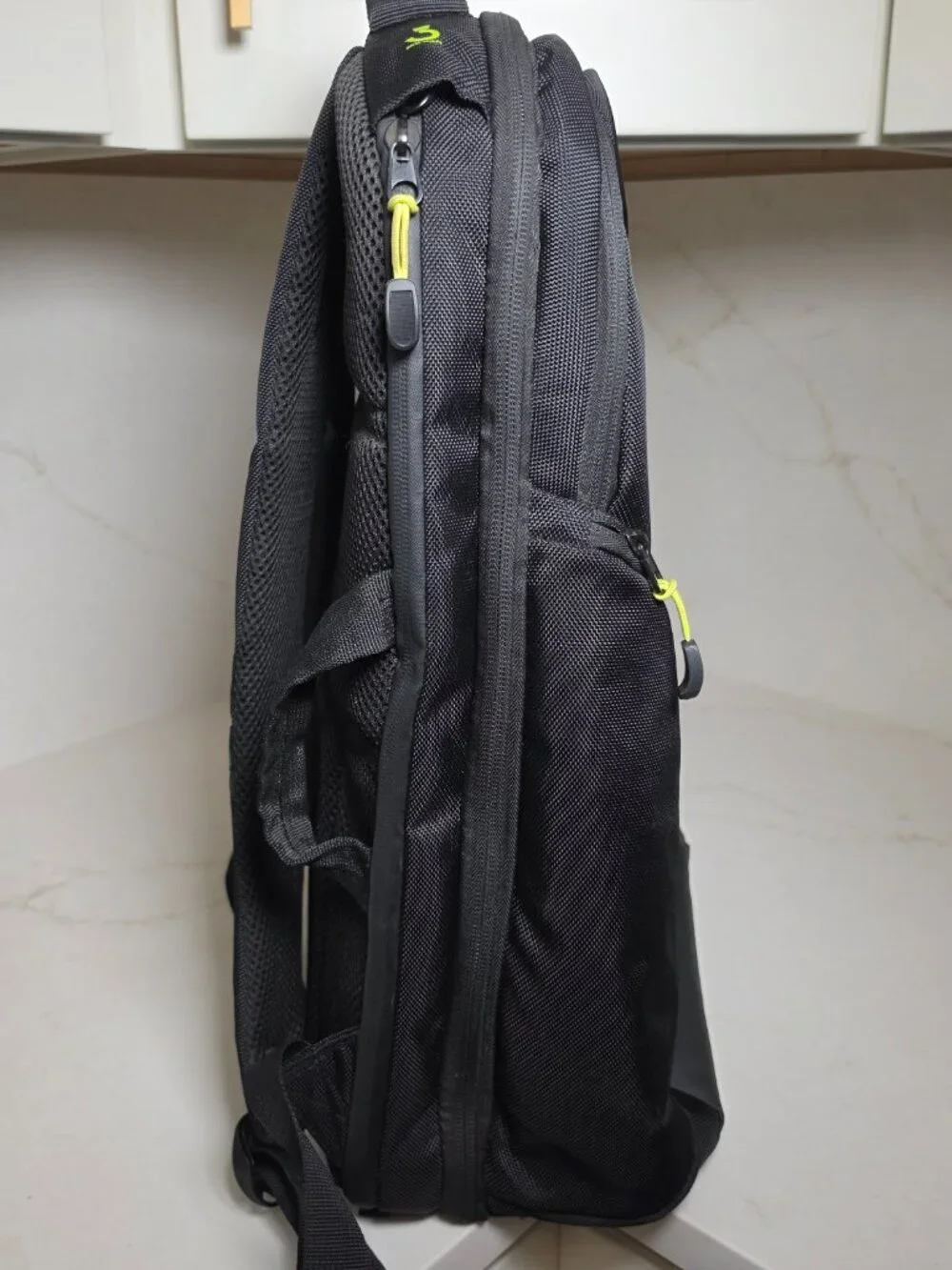 Swissdigital Design Java Travel Backpack Insulated Cooler Pocket Travel / Work