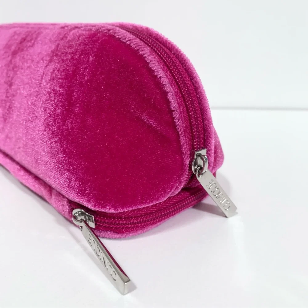 Clinique magenta velvet