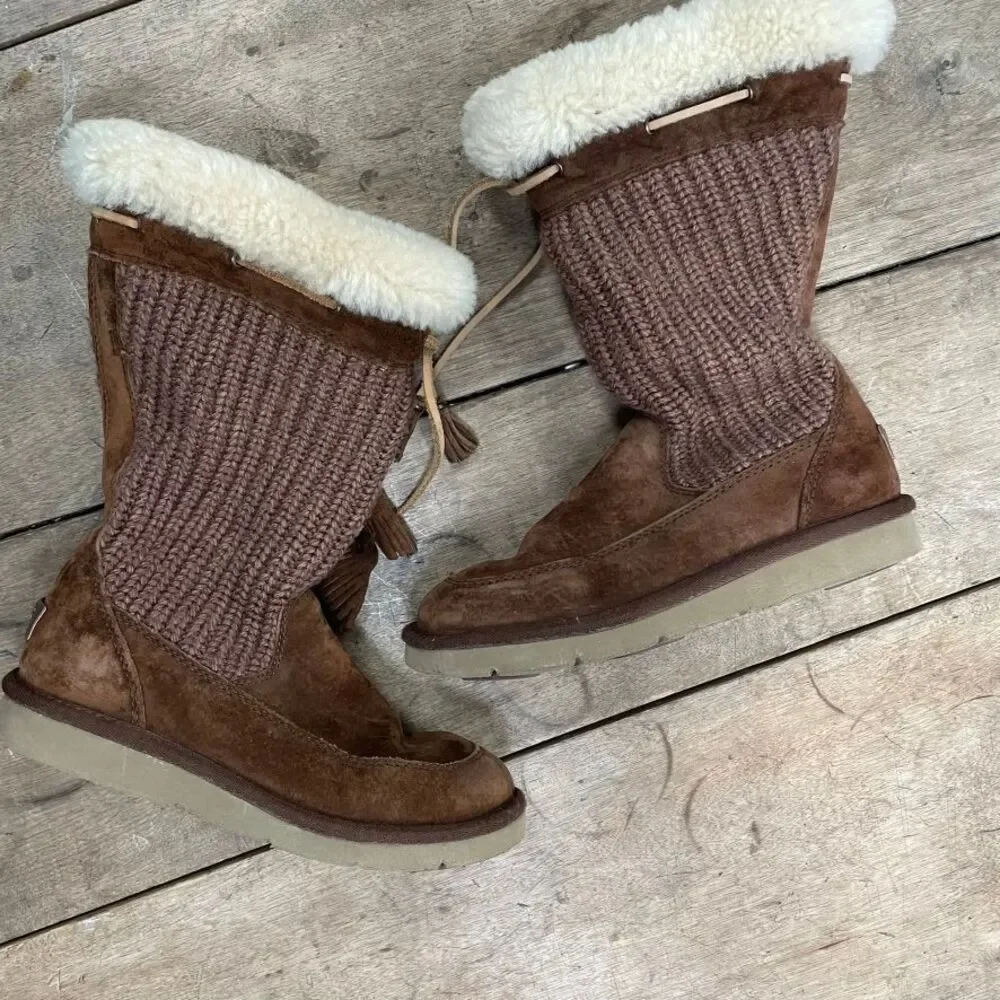 UGG suburb crochet