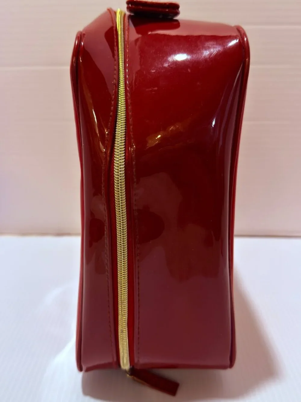 Estee Lauder travel leather faux