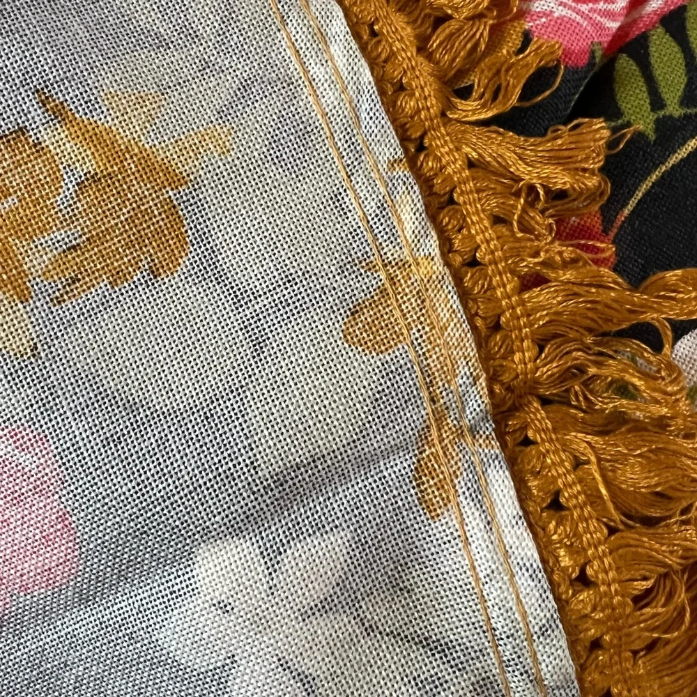 Vintage Deadstock Floral 70s Bedspread w/ Fringe by Cannon Royal Family