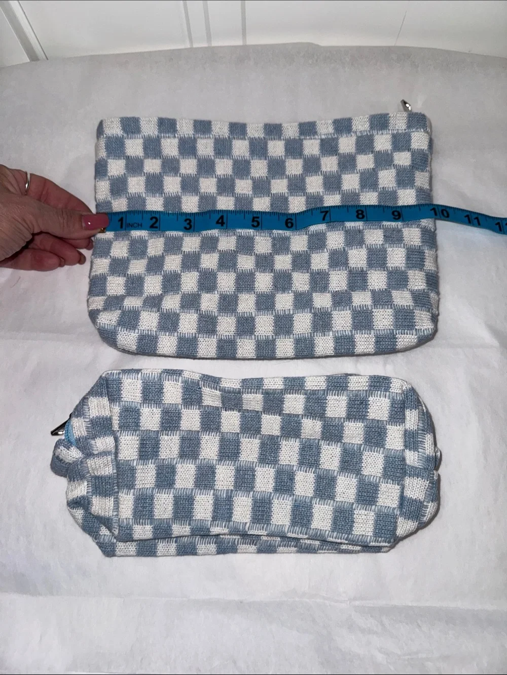 Blue and White Checker Knit Cosmetic Pouch Set