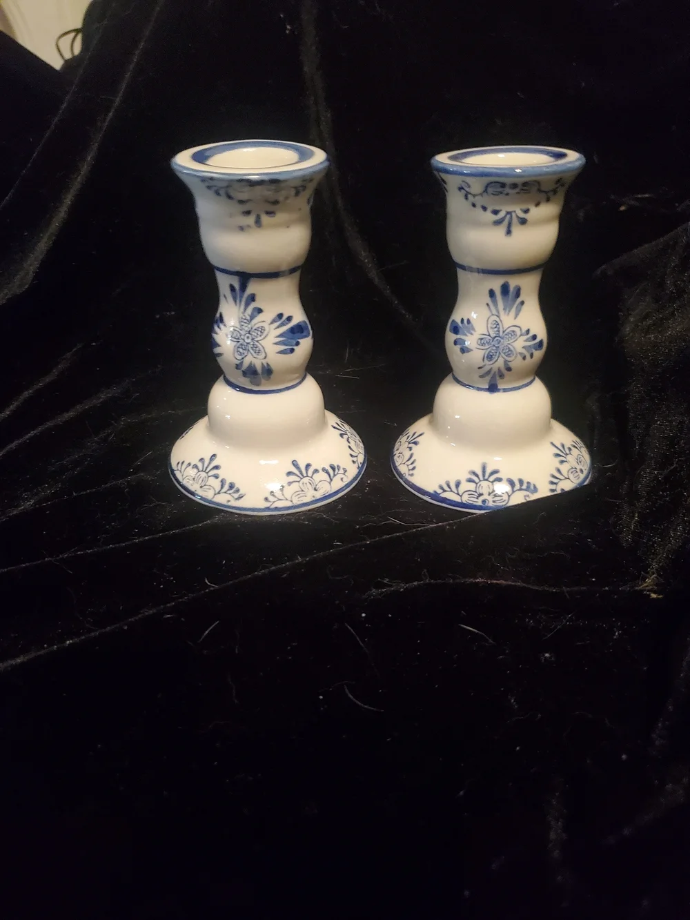 Delft Blue elegant blue