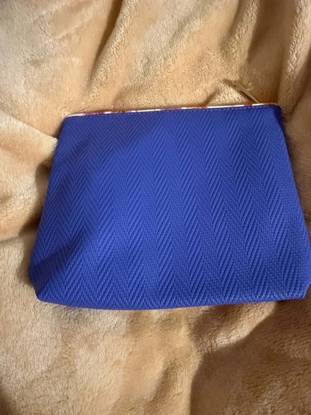 Estee Lauder Purple Cosmetic Pouch with Pink Logo Tab